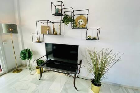En Primera Linea De Playa Apartment Nerja