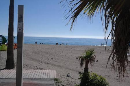 En Primera Linea De Playa Apartment