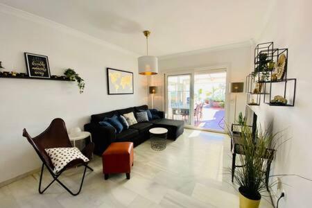 En Primera Linea De Playa Apartment Nerja
